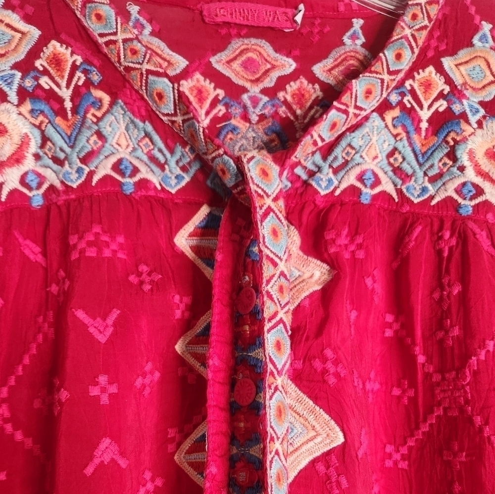 Johnny Was Gina Embroidered Tie V-Neck Roll Tab Sleeve Blouse Size XS Red Aztec - Picture 5 of 6